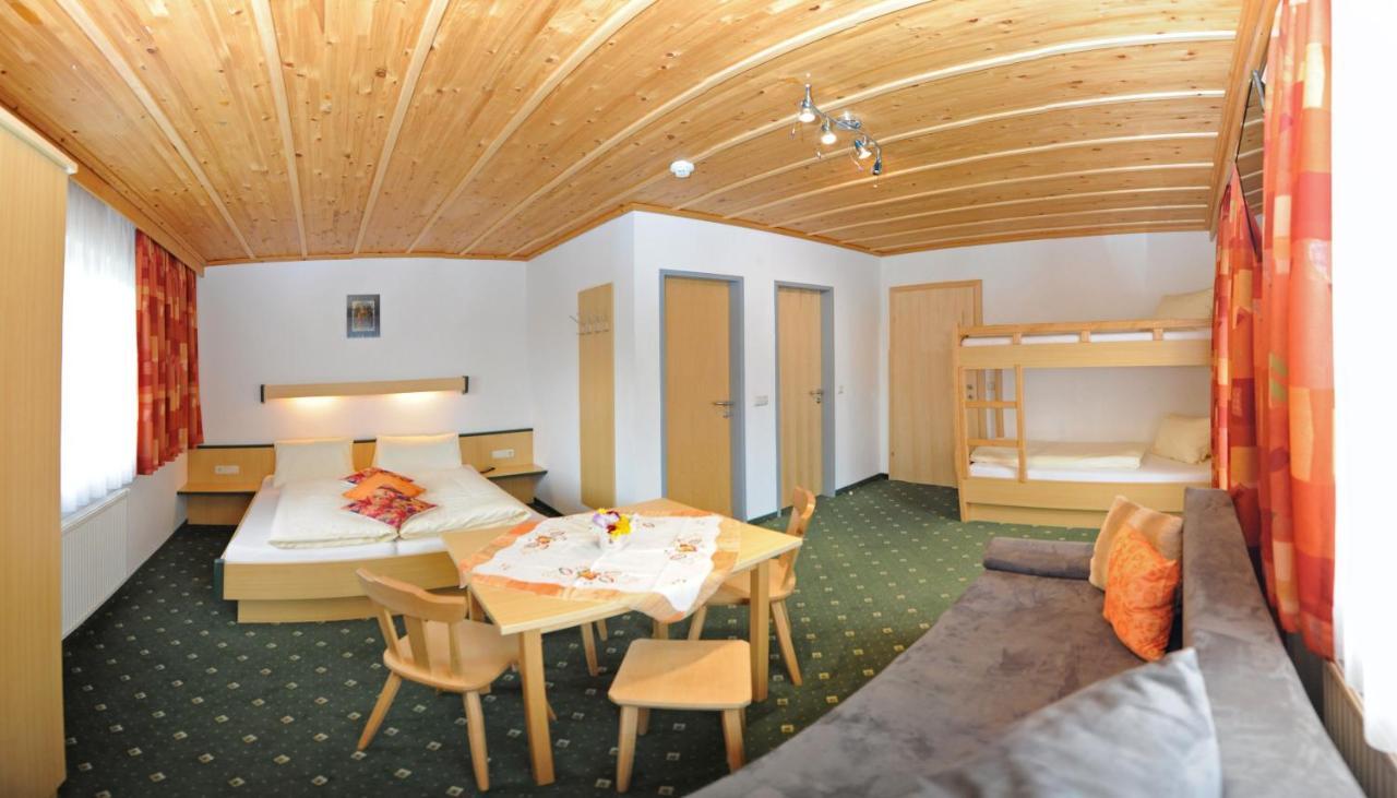 Gaestehaus Standardhaus 잘바흐 힌터글렘 외부 사진